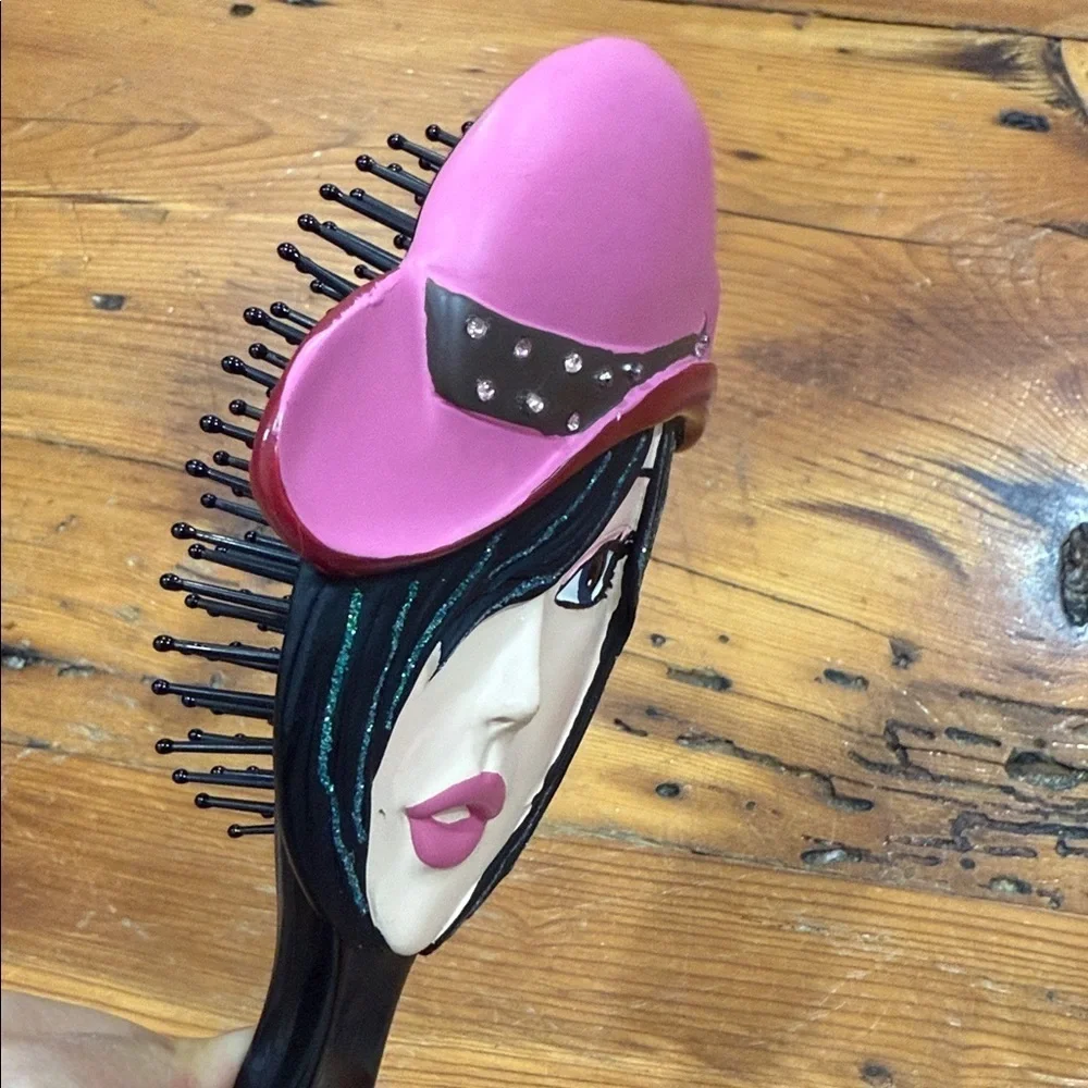 N/A stylish hairbrush